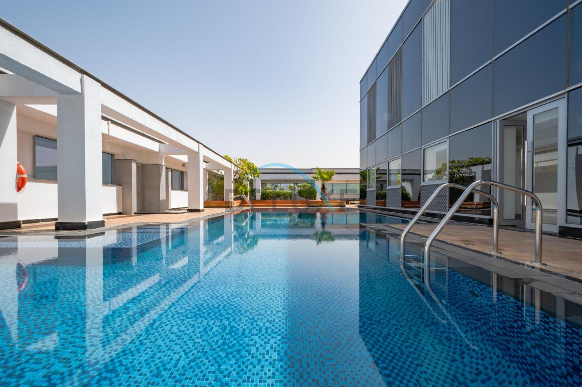 Limited Offer Book Now For A Great Rate & Comfort By Deluxe Holiday Homes Dubai Ngoại thất bức ảnh